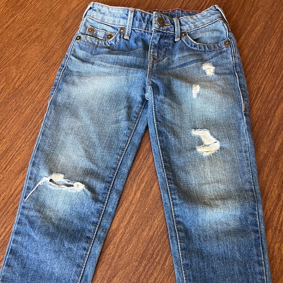 True religion jeans, cropped, size 6 girls authentic from Saks - Picture 1 of 3